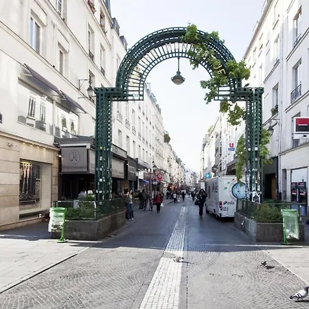 Elegant Retreat By Le Marais-3